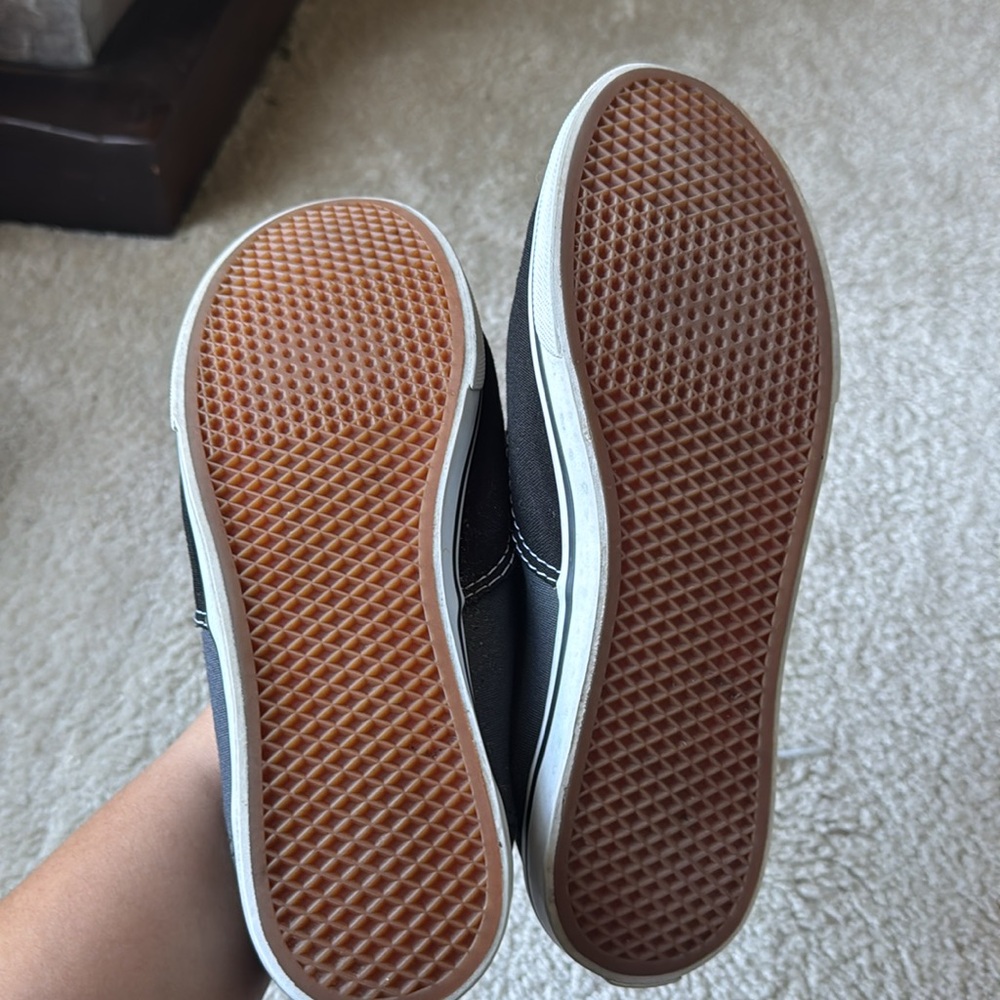 Vans black and gray size 8 sneakers - Picture 3 of 7